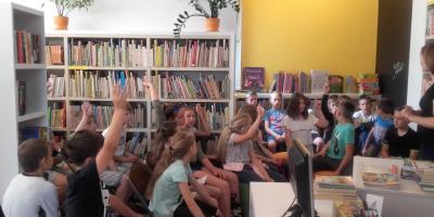 4a poznaje ciekawe książki