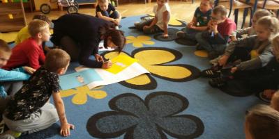 " Dobra koleżanka , dobry kolega"