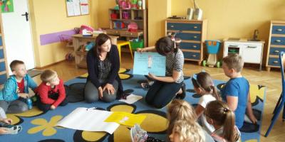 " Dobra koleżanka , dobry kolega"