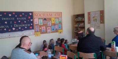 Dzień babci i dziadka w bibliotece