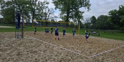 Dziewczęta i chłopcy Mistrzami Kalisza w Plażowej Piłce Siatkowej w ramach Igrzysk Dzieci.