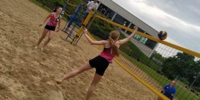 FINAŁ REJONU PLAŻOWEJ PIŁKI SIATKOWEJ DZIEWCZĄT