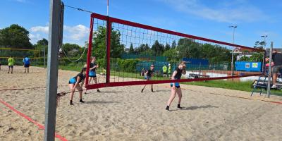 Finał Rejonu w siatkówce plażowej dziewcząt i chłopców. w ramach ID.