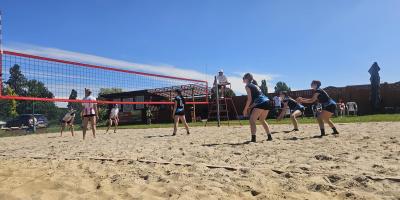 Finał Rejonu w siatkówce plażowej dziewcząt i chłopców. w ramach ID.