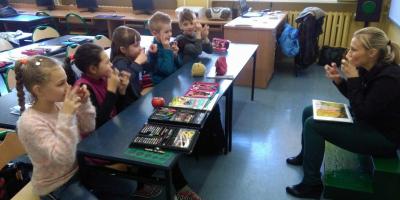 Lekcje języka migowego