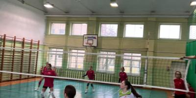 MISTRZOSTWA KALISZA W PIŁCE SIATKOWEJ DZIEWCZĄT W RAMACH IGRZYSK DZIECI