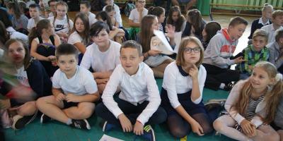 Roztańczony Dzień Nauczyciela w klasach 4 – 6
