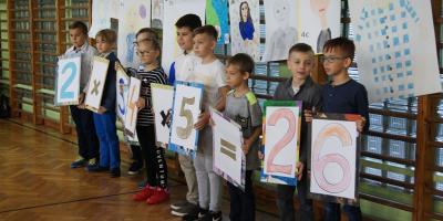 Roztańczony Dzień Nauczyciela w klasach 4 – 6