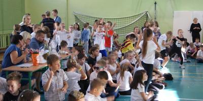 Roztańczony Dzień Nauczyciela w klasach 4 – 6