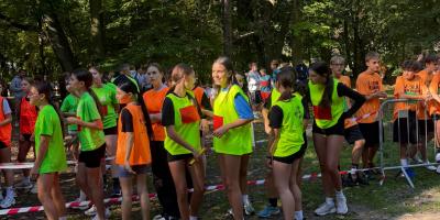 Sztafetowe biegi przełajowe – bardzo dobre wyniki naszych reprezentantów!