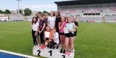 SZKOLNE ZAWODY LEKKOATLETYCZNE