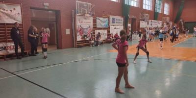 TOWARZYSKI TURNIEJ MINI PIŁKI SIATKOWEJ