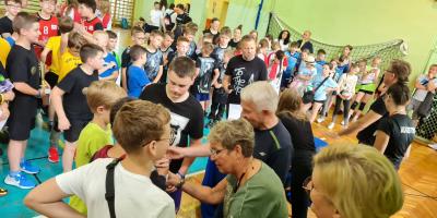 V MEMORIAŁ STANISŁAWA SIKORSKIEGO W MINISIATKÓWCE DZIEWCZĄT I CHŁOPCÓW