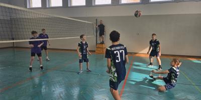 Wicemistrzowie Kalisza w siatkówce chłopców w ramach Igrzysk Dzieci