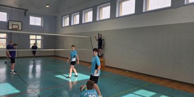 Wicemistrzowie Kalisza w siatkówce chłopców w ramach Igrzysk Dzieci