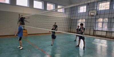 Wicemistrzowie Kalisza w siatkówce chłopców w ramach Igrzysk Dzieci