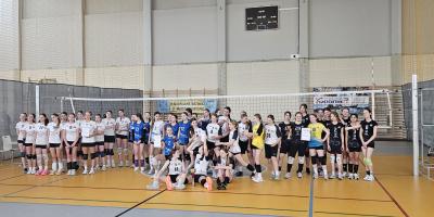 Wicemistrzynie Rejonu w siatkówce dziewcząt w ramach Igrzysk Młodzieży Szkolnej.